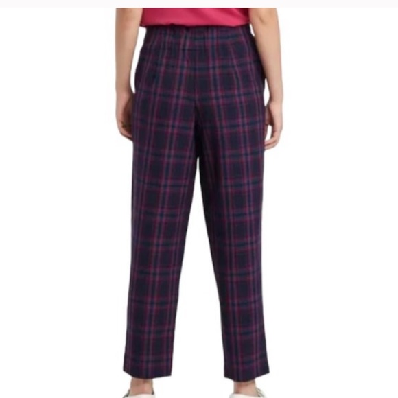 Beautiful Tapered Ankle Pants - Picture 3 of 4